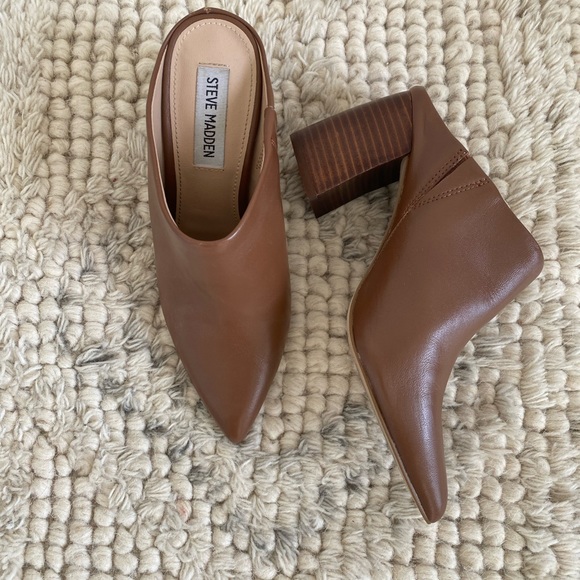 Brown Leather Steve Madden Booties - Picture 5 of 6